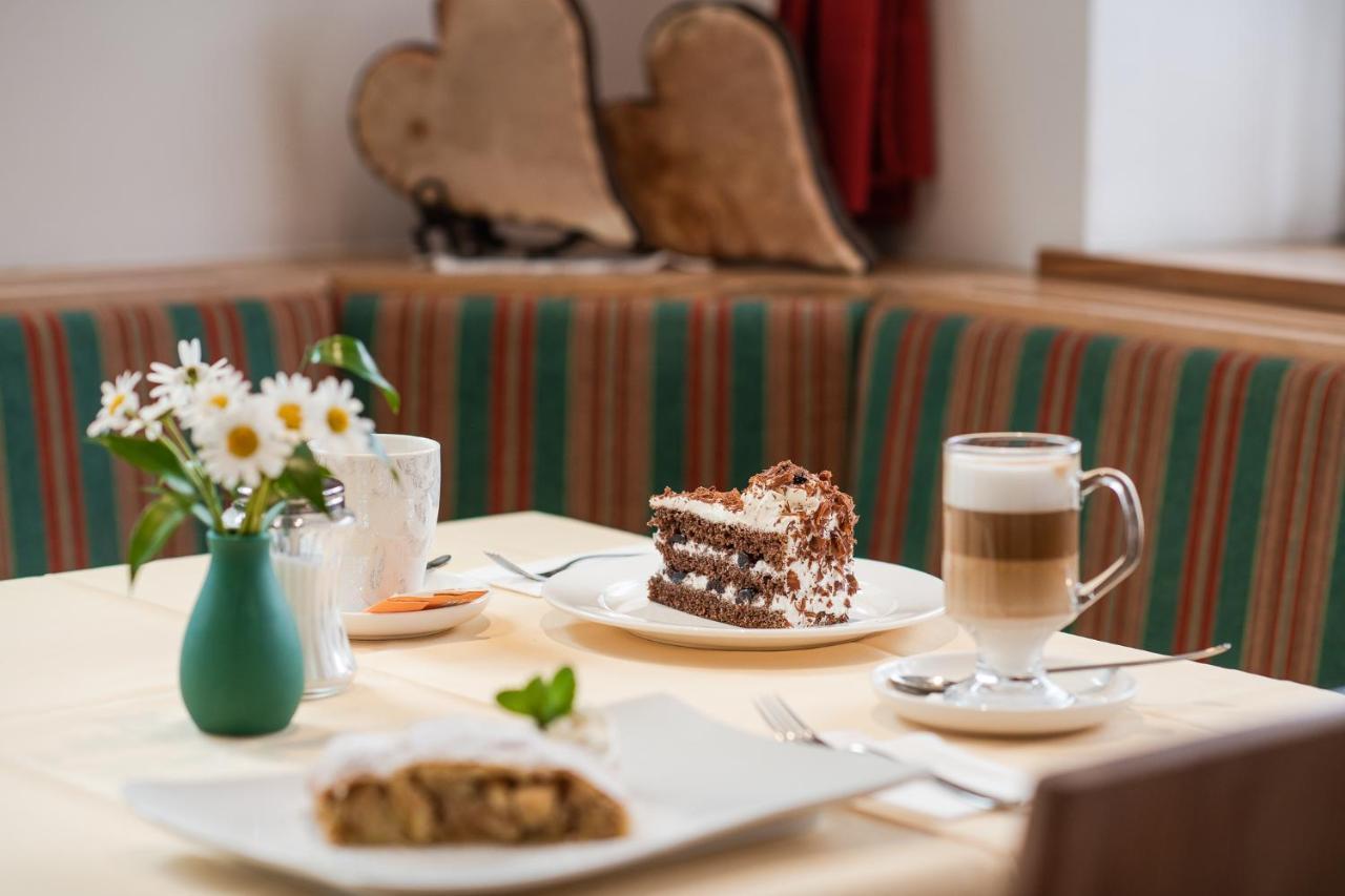 Hotel Zum Mohren Resia Dış mekan fotoğraf